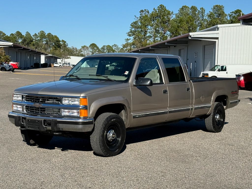 2000 Chevrolet K3500 BASE