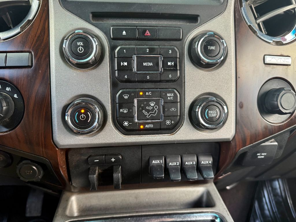 2016 Ford F-350 Super Duty Lariat - Photo 35