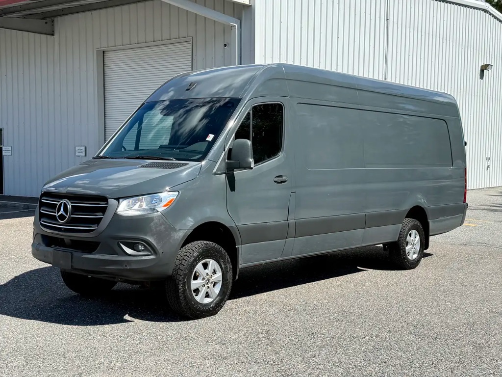 2019 Mercedes-Benz Sprinter Crew Van