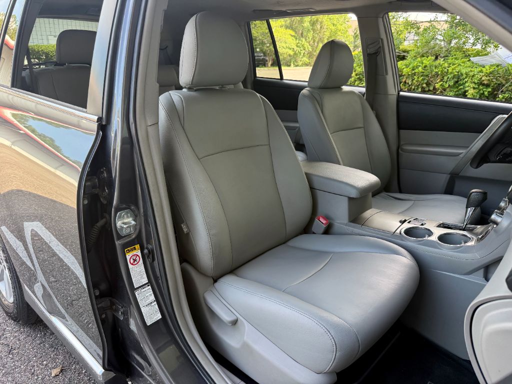 2013 Toyota Highlander Base - Photo 39