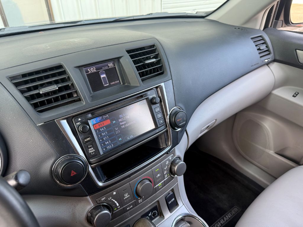 2013 Toyota Highlander Base - Photo 32