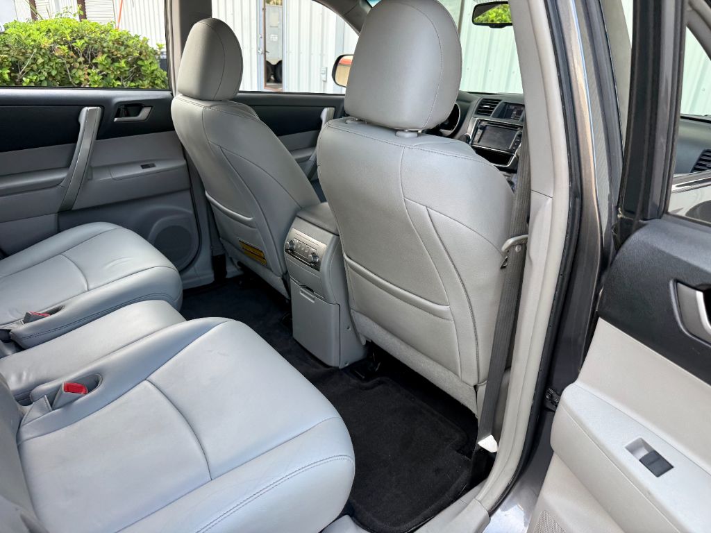 2013 Toyota Highlander Base - Photo 37