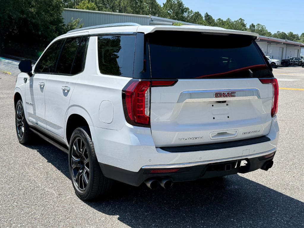 2021 GMC Yukon Denali - Photo 8