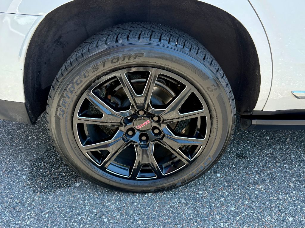 2021 GMC Yukon Denali - Photo 22