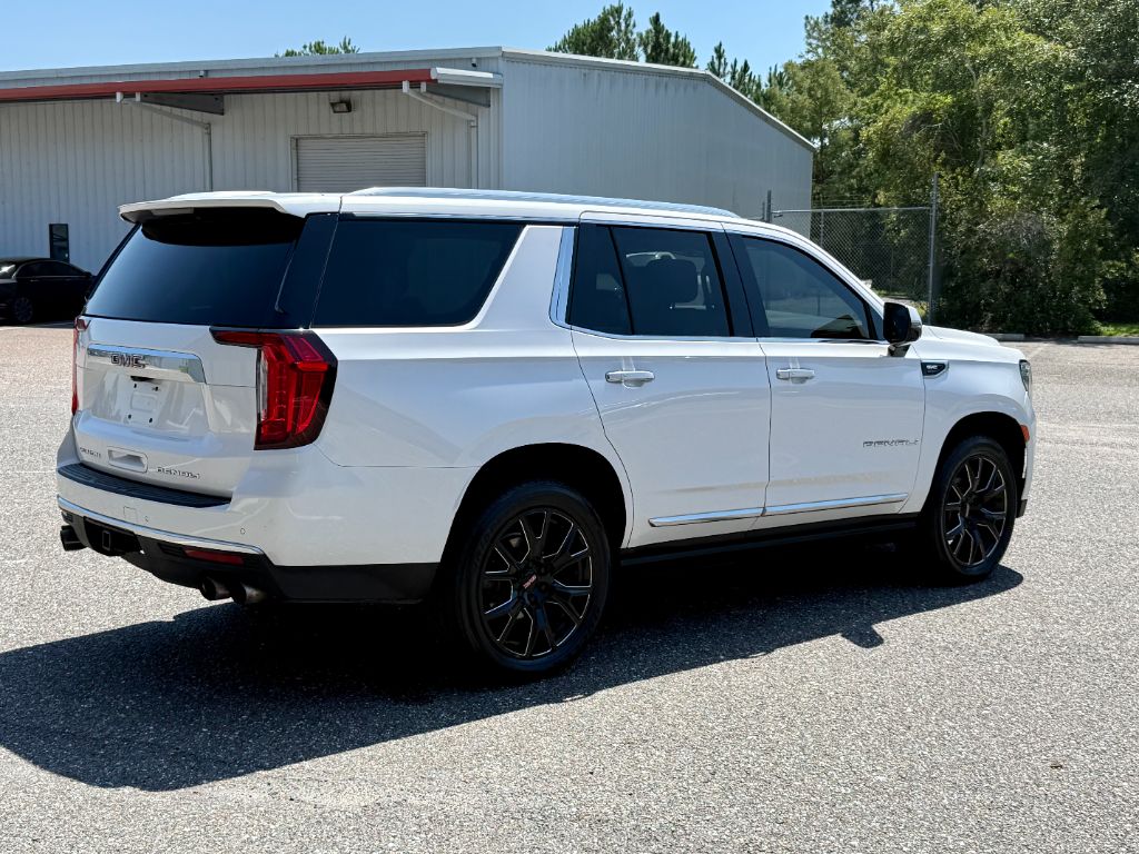 2021 GMC Yukon Denali - Photo 11
