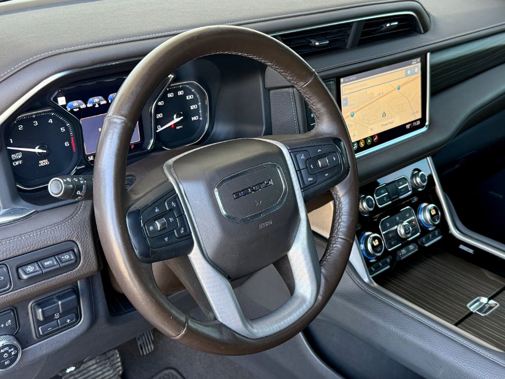 2021 GMC Yukon Denali - Photo 25