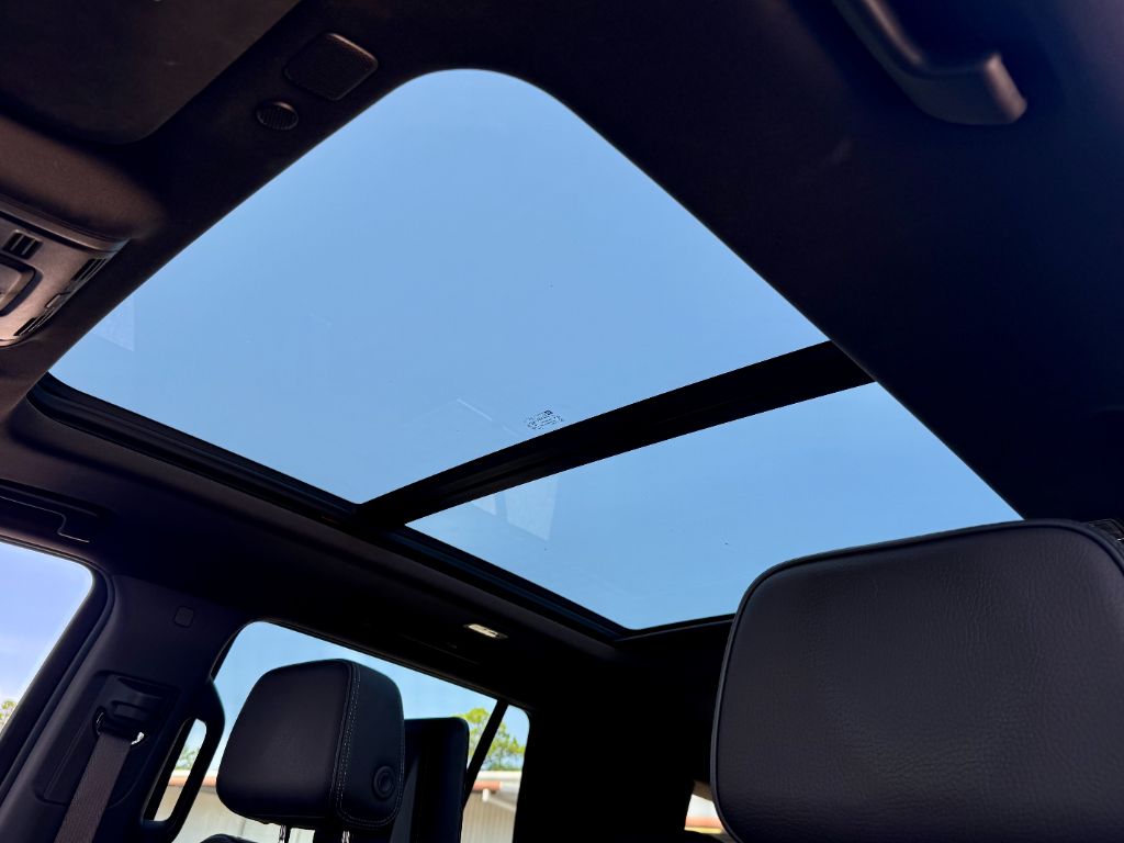 2021 GMC Yukon Denali - Photo 33