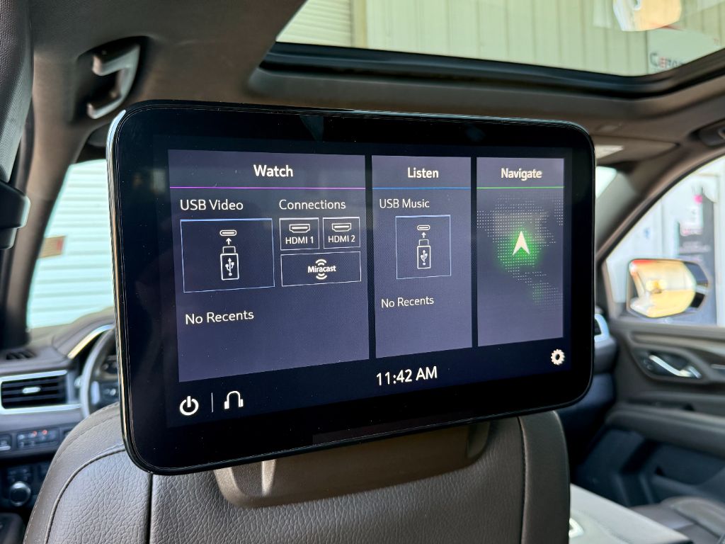 2021 GMC Yukon Denali - Photo 36