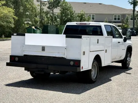 2021 Chevrolet Silverado 3500 Chassis Cab 7