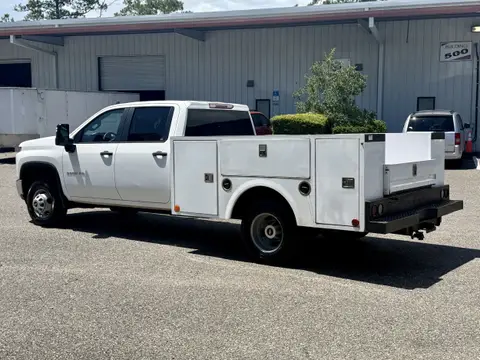 2021 Chevrolet Silverado 3500 Chassis Cab 5