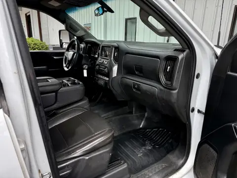 2021 Chevrolet Silverado 3500 Chassis Cab 36