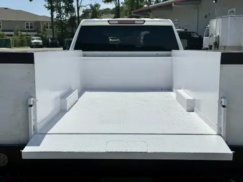 2021 Chevrolet Silverado 3500 Chassis Cab 19
