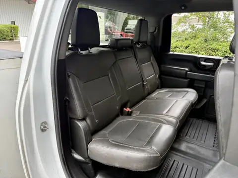 2021 Chevrolet Silverado 3500 Chassis Cab 39