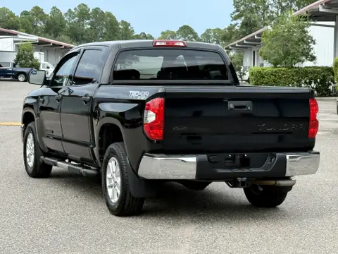 2018 Toyota Tundra SR5 - Photo 6