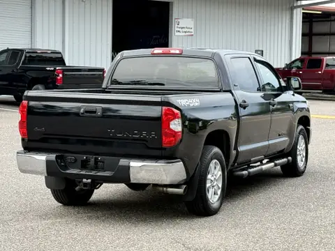 2018 Toyota Tundra SR5 - Photo 8