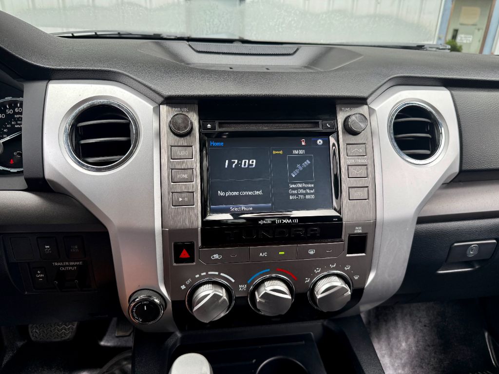 2018 Toyota Tundra SR5 - Photo 34
