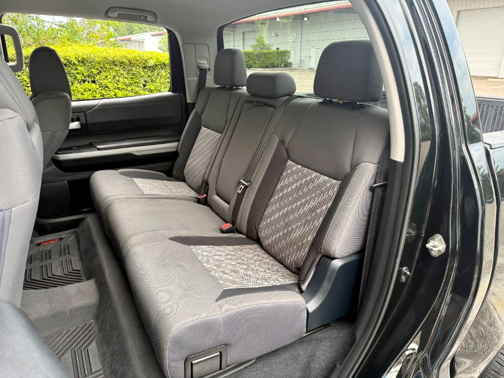 2018 Toyota Tundra SR5 - Photo 39