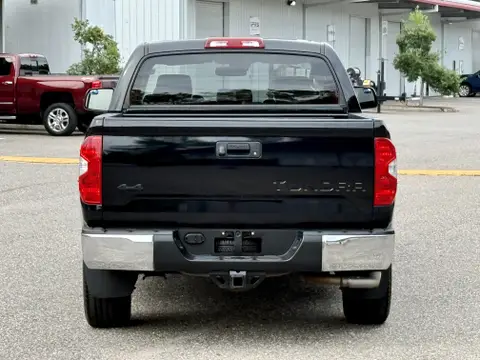 2018 Toyota Tundra SR5 - Photo 7