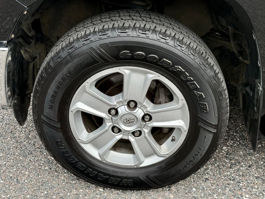 2018 Toyota Tundra SR5 - Photo 23