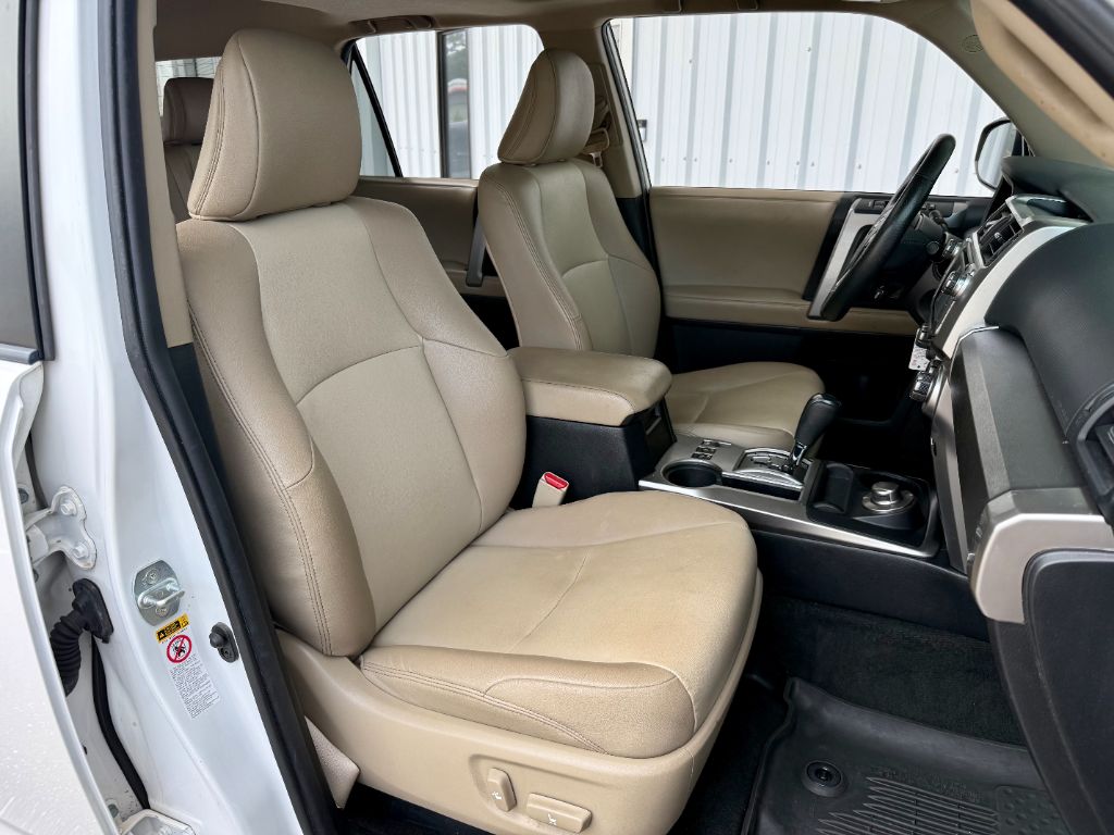 2019 Toyota 4Runner SR5 Premium - Photo 38