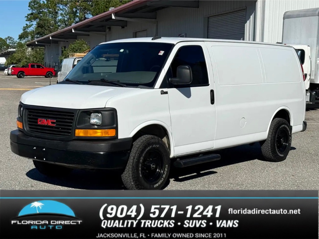 2017 GMC Savana Cargo